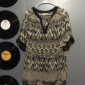 women’s pattern shirt
